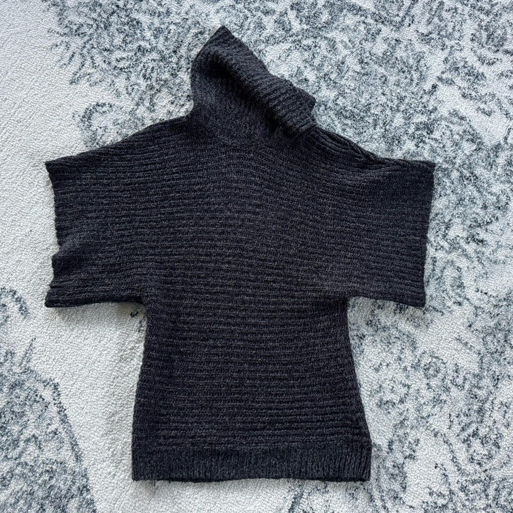 Oversized Charcoal Cowlneck/Turtleneck Chunky Knit Sweater